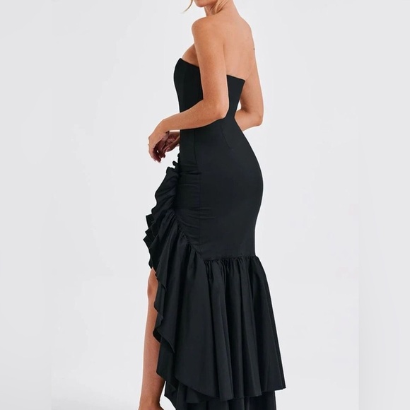 Strapless Ruffle High-Low Bodycon Dress - Picture 8 of 14